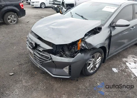 2019 Hyundai Elantra Sel z USA, uszkodzony, nr VIN KMHD84LF3KU811154
